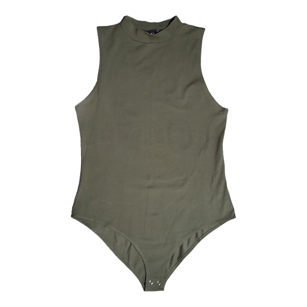 🪷3 for $20🪷 Forever 21 Mock Neck sleeveless  body suit Sage green